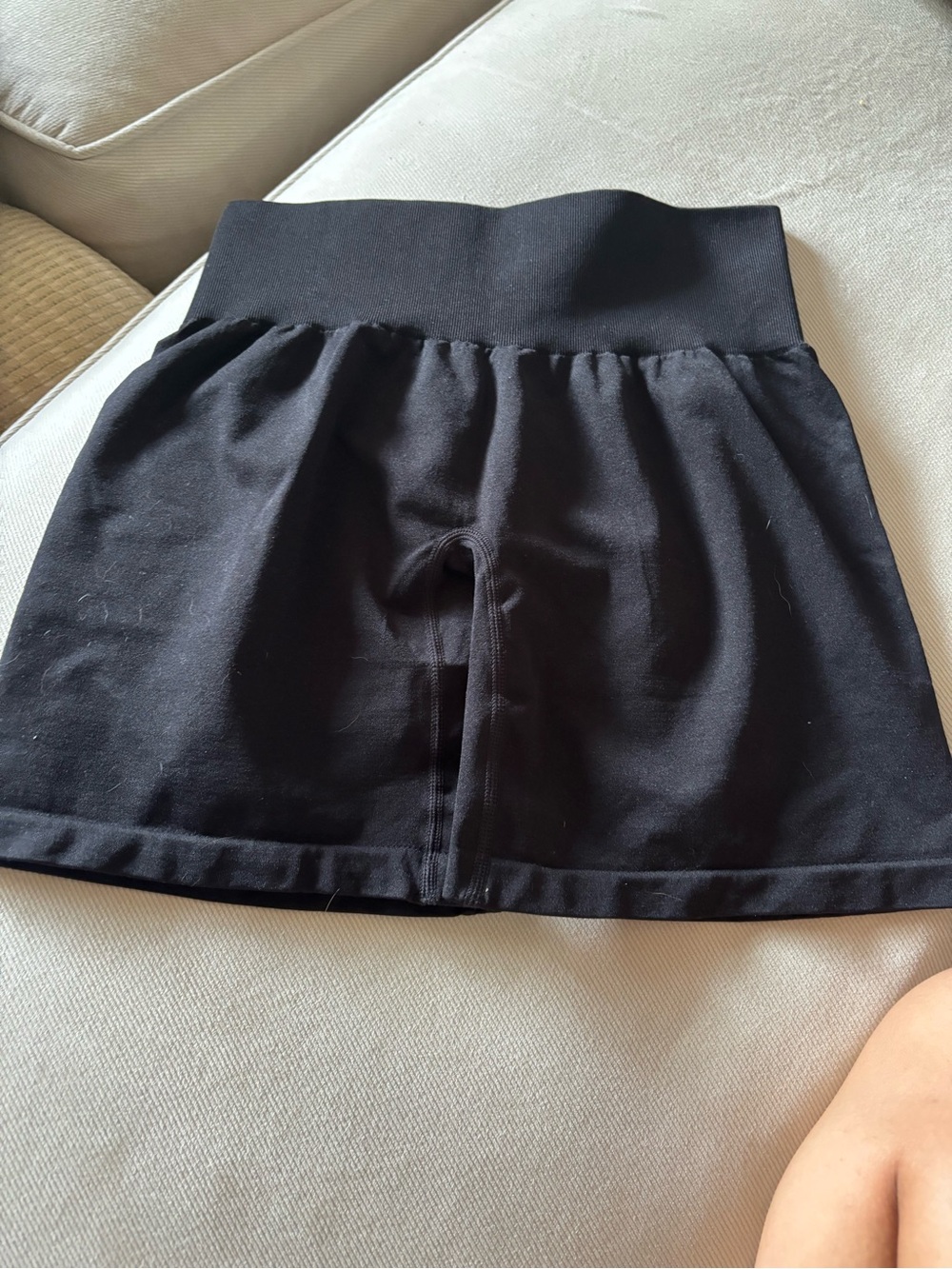 Nvgtn contour shorts
